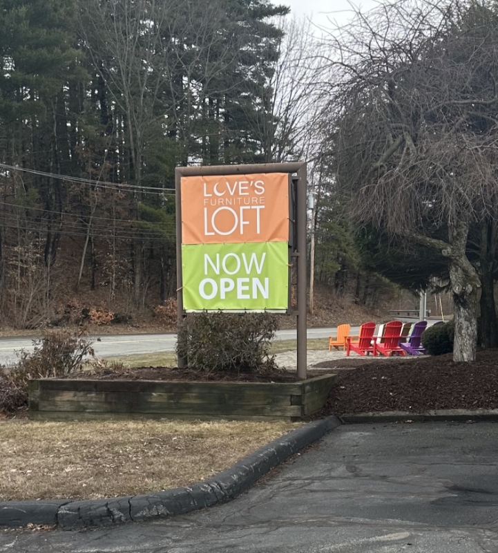 shop loves loft now open